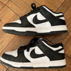Nike dunk low panda black and white Women 7.5